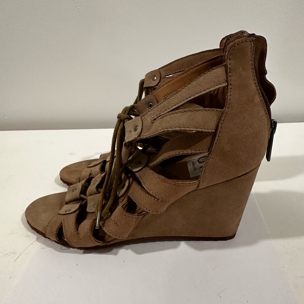 Size 8 heels